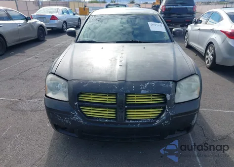 2006 Dodge Magnum z USA, uszkodzony, nr VIN 2D4FV47V96H536716